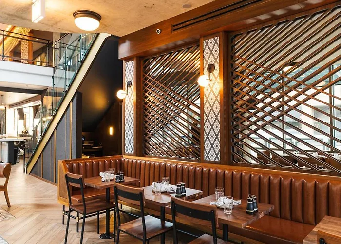 Hotel Eurostars Magnificent Mile 4*