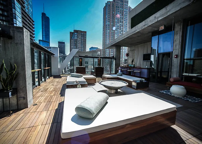 Hotel Eurostars Magnificent Mile 4*