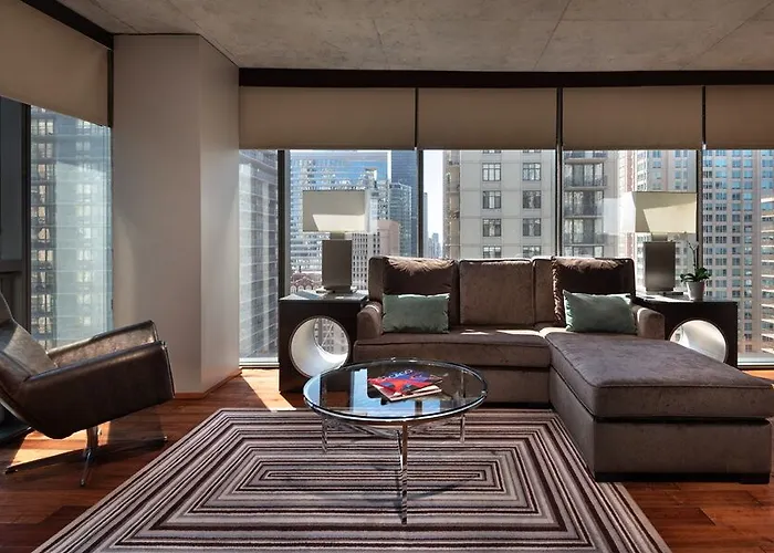 Hotel Eurostars Magnificent Mile 4*
